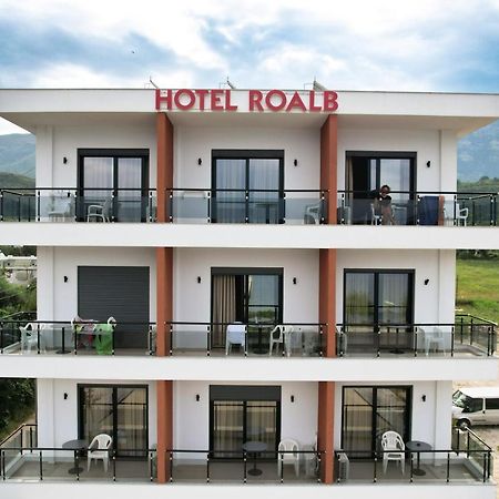 Hotel Roalb Radhimë Exteriör bild