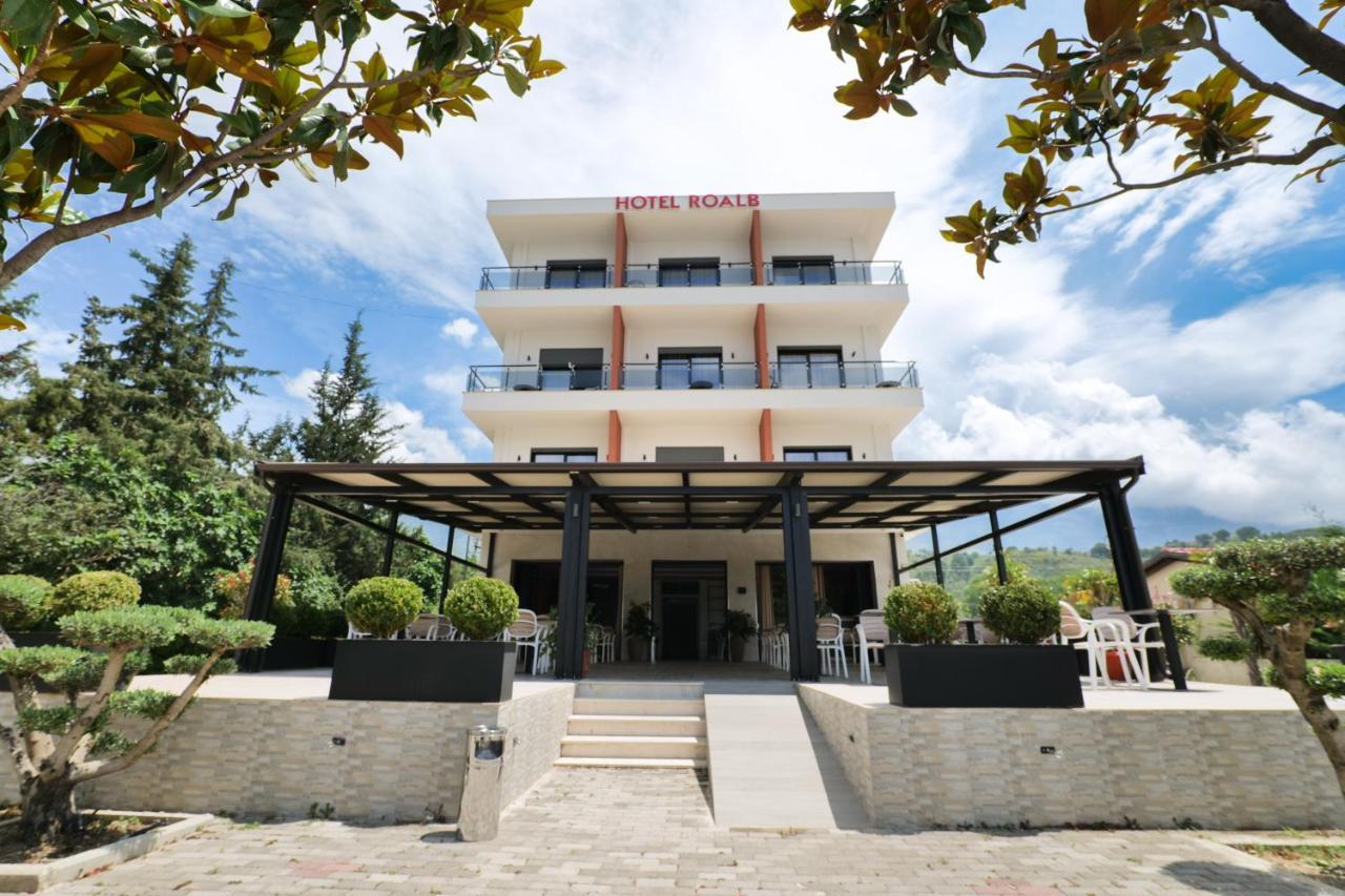 Hotel Roalb Radhimë Exteriör bild